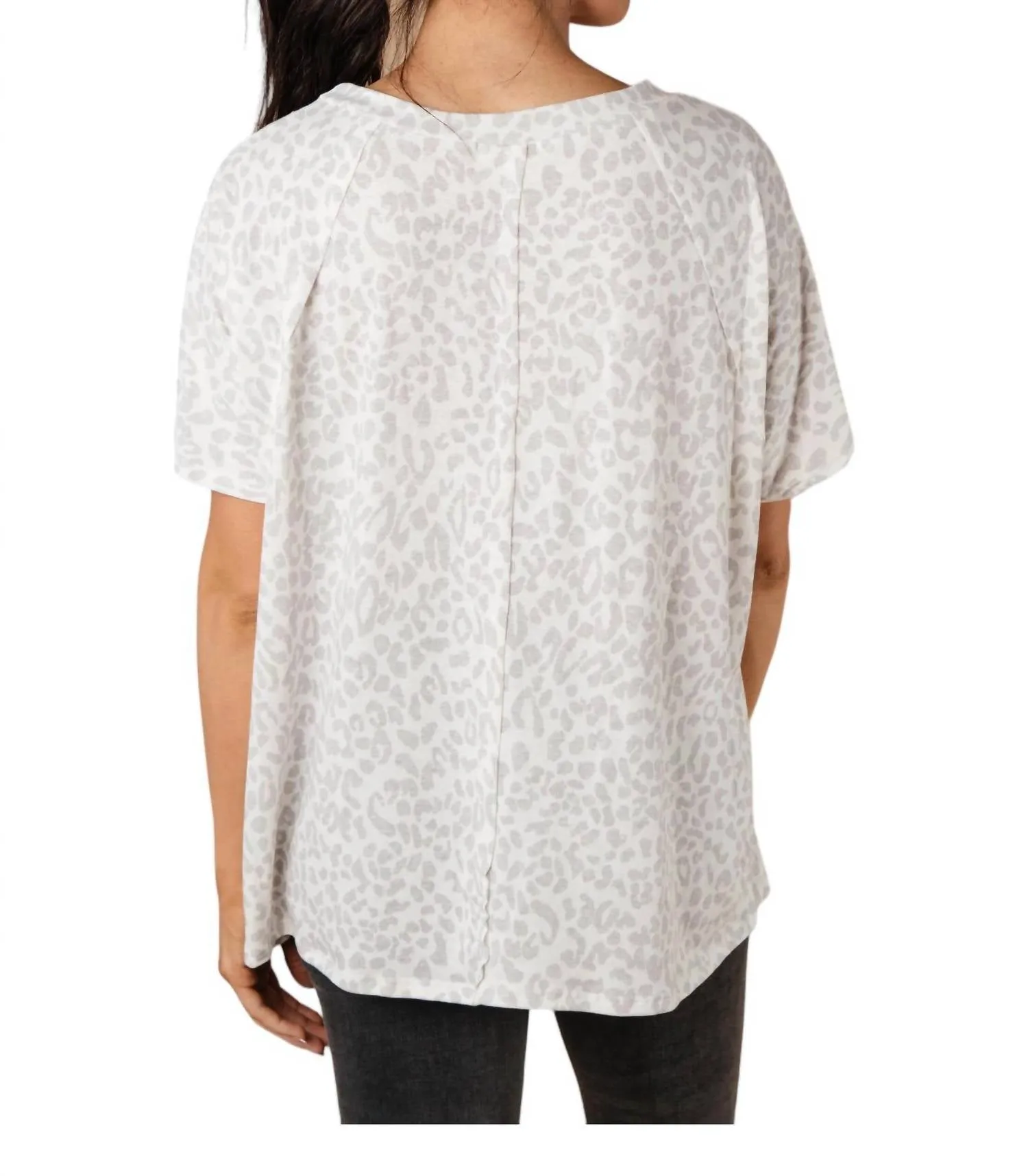 143 Story - Star Of The Animal Show Top