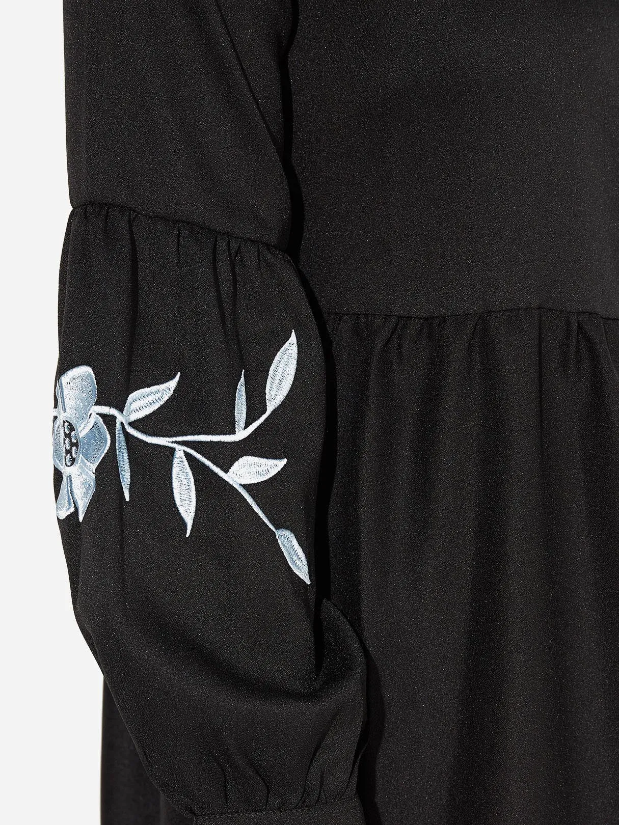 Wholesale Black Round Neck Long Sleeve Embroidered Zip Back Maxi Dress
