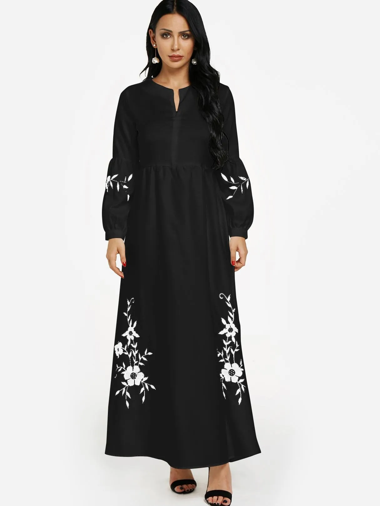 Wholesale Black Round Neck Long Sleeve Embroidered Zip Back Maxi Dress